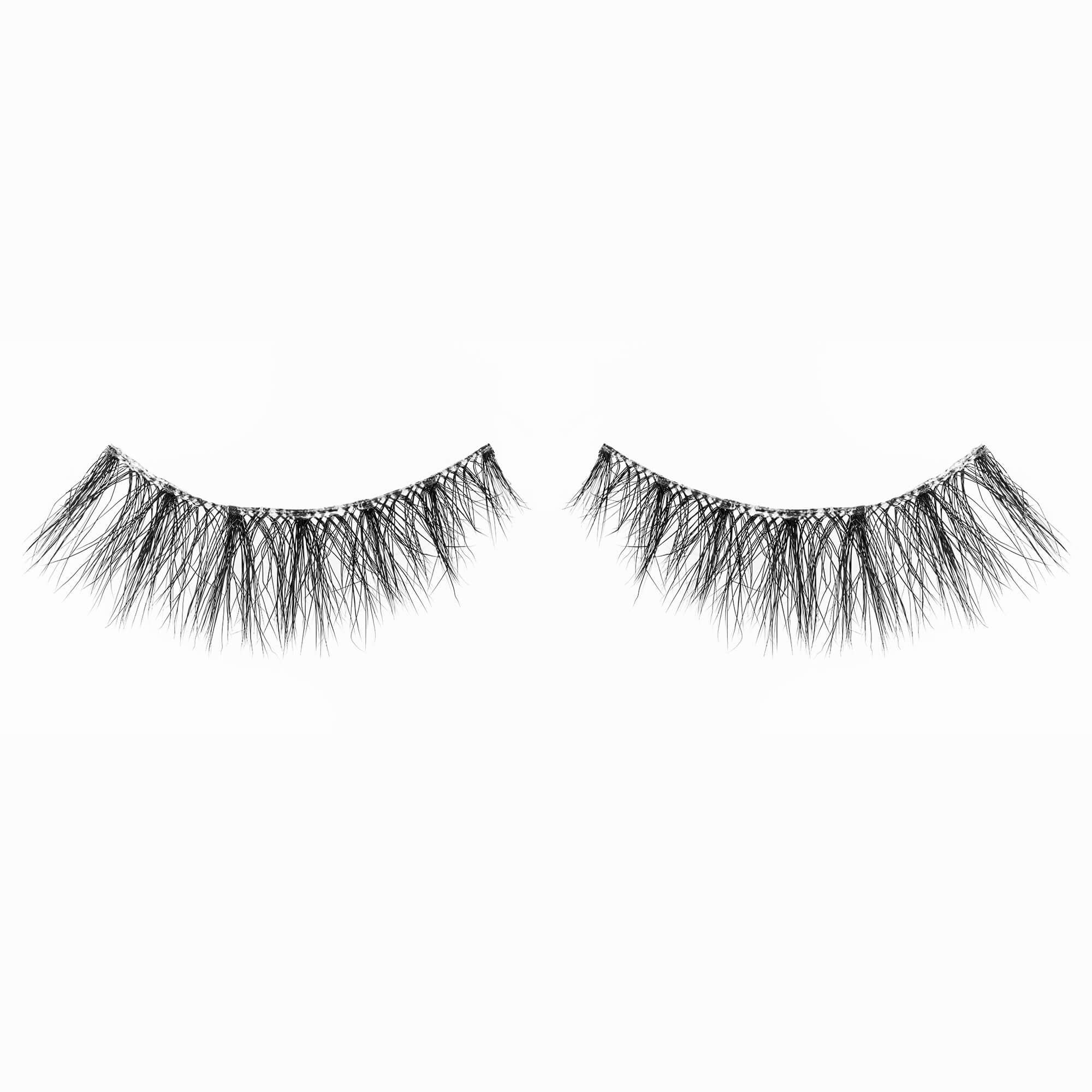 Lashes Magnifica - Premium 4D Mink Eyelashes in Dubai