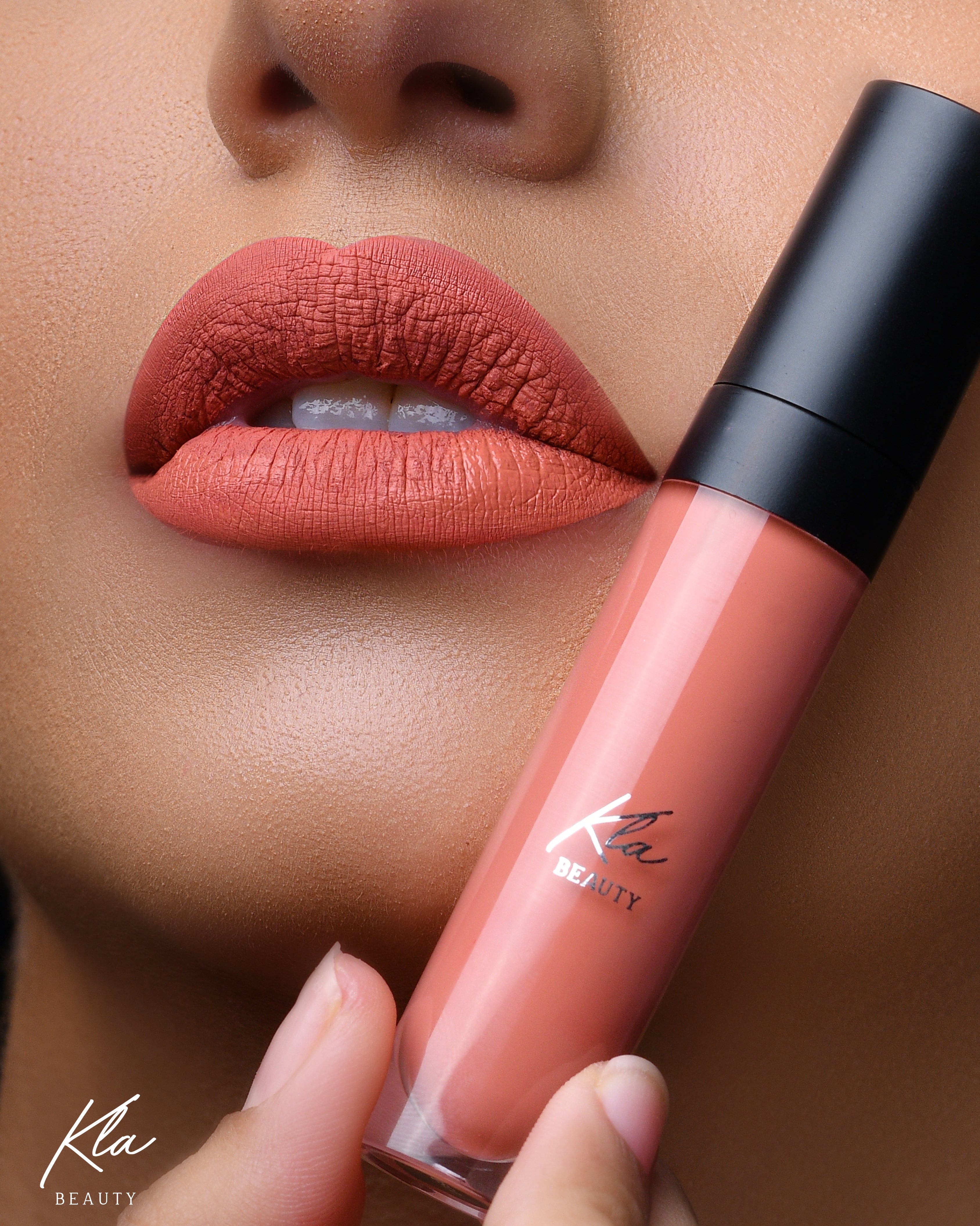 Liquid Matte Lipstick - PESCA