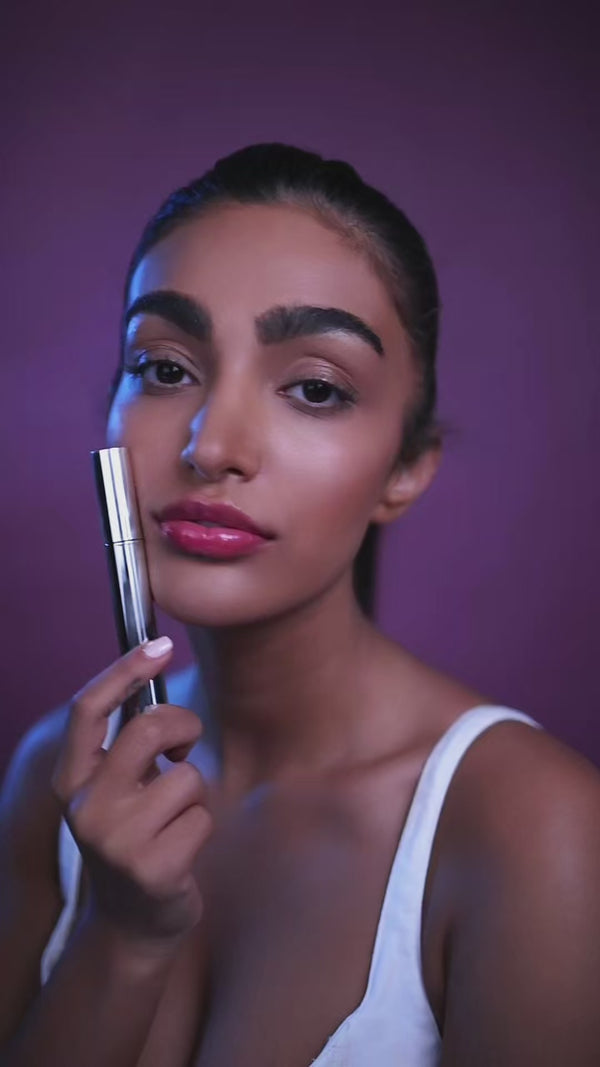 Vegan Volumes,Lengthens, Lifts + Separates Mascara